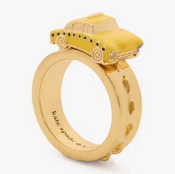 🔹️Kate Spade🔹️ Hit The City Big Apple 3D Taxi Ring, Yellow / Gold NWT Size 7 - Picture 1 of 4